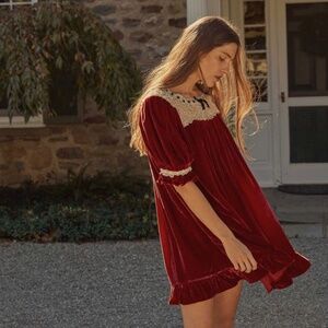 Enchanting Dôen Rondes Dress (XS) in Red Currant